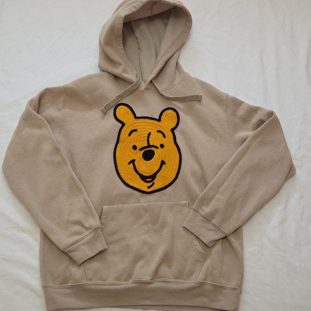 Disney Winnie the Pooh Embroidered Hoodie Beige Pullover Size L